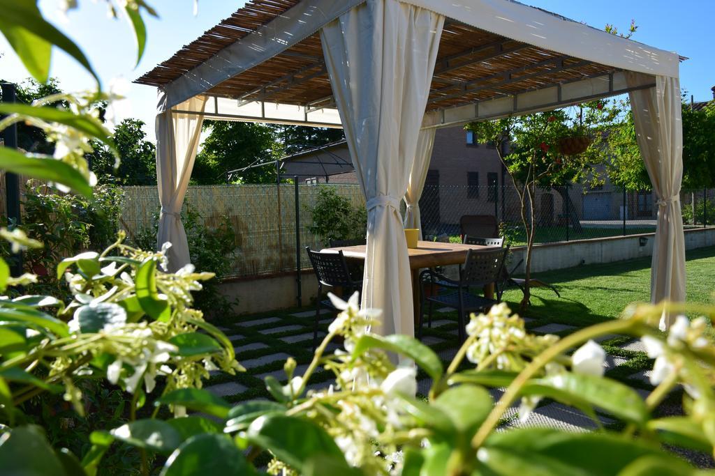 Ferienwohnung La Piccola Loggia Torrita di Siena Exterior foto